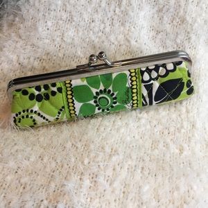 Vera Bradley Limes Up Kisslock Slim Case